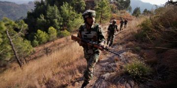 ভারতের অহংকার মাটিতে মিশিয়ে দিয়েছে পাকিস্তান সেনাবাহিনী