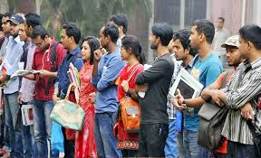 দেশে বেড়েছে বেকার