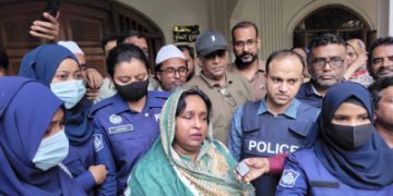 ৬ ঘণ্টা পর আইভীকে গ্রেপ্তার