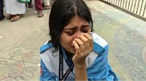 পরীক্ষা দেওয়ার সুযোগ পেতে পারেন মাকে হাসপাতালে নিয়ে যাওয়া সেই ছাত্রী