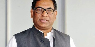 দেশে তিনি টাকা নিতেন না বিশ্বজুড়ে সম্পদের পাহাড়