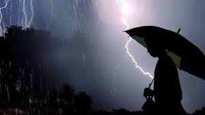 আসছে টানা বৃষ্টি, ১০ জেলায় ঝড়ের আভাস