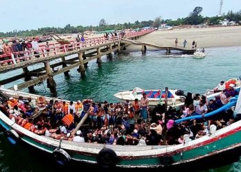 সেন্টমার্টিন-টেকনাফ রুটে ট্রলার চলাচল শুরু