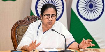 বাংলায় কথা বললেই বাংলাদেশে পাঠিয়ে দেওয়া হচ্ছে