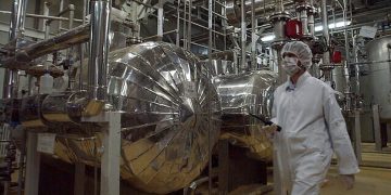 ভূগর্ভেই ইরানের পারমাণবিক শক্তি, যা ধ্বংসে অক্ষম মার্কিন ‘বাঙ্কার বাস্টার’