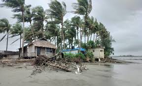 জোয়ারের আঘাতে লন্ডভন্ড সেন্ট মার্টিন, প্লাবিত শতাধিক বসতি