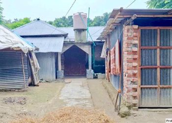 দুই খুনের পর তিন মাস ধরে পুরুষশূন্য পুরো গ্রাম