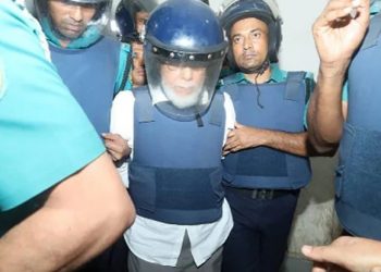 সাবেক প্রধান বিচারপতি খায়রুল হক ৭ দিনের রিমান্ডে