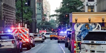 আমার মস্তিষ্ক নিয়ে গবেষণা করো প্লিজ’, চিরকুটে বন্দুকধারী