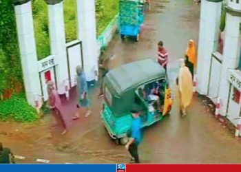 বোরকা পরে এসে যুবদল নেতাকে গুলি করে হত্যা