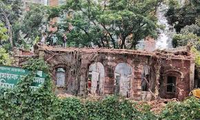 সত্যজিৎ রায়ের পূর্বপুরুষদের স্মৃতিবিজড়িত বাড়ি না ভাঙার আহ্বান