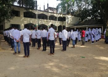 শিক্ষাপ্রতিষ্ঠানে ছুটি কমবে