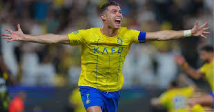 ইতিহাসের একমাত্র ফুটবলার হিসেবে রোনালদোর নতুন রেকর্ড