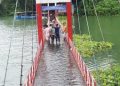 বর্ষার পানিতে তলিয়ে গেছে ঝুলন্ত সেতু