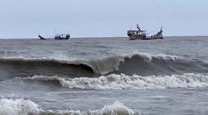 সাগরে লঘুচাপ সৃষ্টির আভাস, ভারী বৃষ্টির সতর্কতা