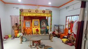 রাতের আঁধারে মন্দিরে চুরি