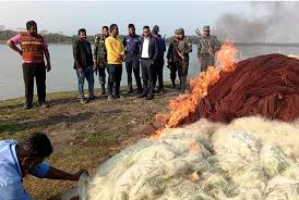 বরিশালে নিষিদ্ধ জাল উদ্ধার