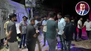 ডিম ছোড়া সেই জাহিদের গ্রামের বাড়িতে পালটা ডিম নিক্ষেপ