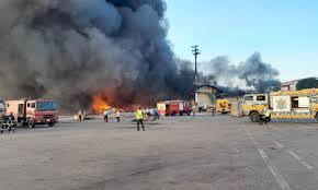 বিলিয়ন ডলারের ক্ষতি বলছেন ব্যবসায়ীরা