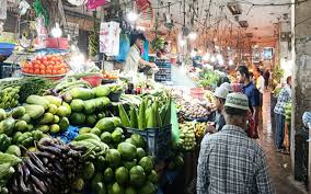 নিত্যপণ্যের দামের চাপে জনজীবন