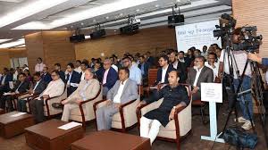 মাঠ পর্যায়ের কর্মকর্তারা কথা শোনে না