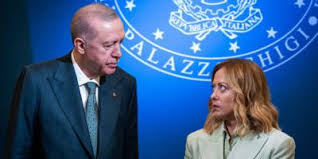 এরদোগানের ধূমপান ছাড়ার আহ্বানে কী বলেছিলেন মেলোনি