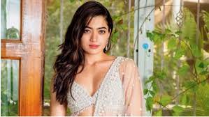 ক্যারিয়ারের সেরা সময় পার করছেন রাশমিকা