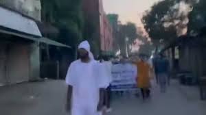 কাফনের কাপড় পরে ছাত্রলীগের ঝটিকা মিছিল