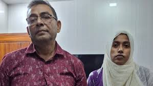 আওয়ামী লীগ সভাপতি আপত্তিকর অবস্থায় গ্রেফতার