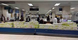 বিমানবন্দরে ৩০ লাখ টাকার সিগারেট জব্দ