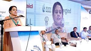 মেগা প্রকল্প নয়, মানুষের মৌলিক চাহিদা পূরণে দৃষ্টি দিতে হবে