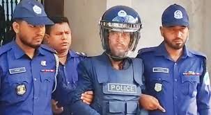 এক ‘ভবঘুরের’ দায় স্বীকার, জবাব নেই কিছু প্রশ্নের