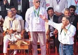 তার চেয়ারে আমাকে বসাবেন তা কল্পনাও করতে পারিনি