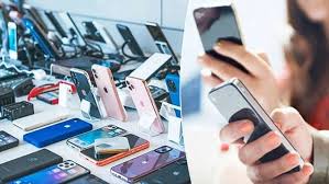 ঢাকায় তৈরি হচ্ছিল নকল আইফোন