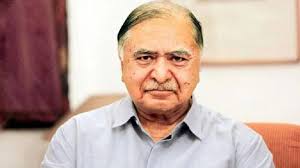 অসুস্থ হয়ে হাসপাতালে ড. কামাল হোসেন