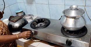 গ্যাস সংকটে ত্রাহি দশা