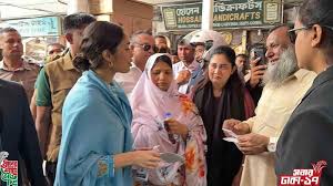 বাবার জন্য গণসংযোগে জাইমা রহমান