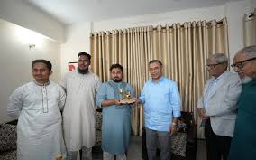 নাহিদ ইসলামের বাসায় বিএনপি চেয়ারম্যান তারেক রহমান