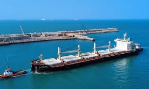 হরমুজে আটকেপড়া নাবিকদের করুণ আর্তনাদ