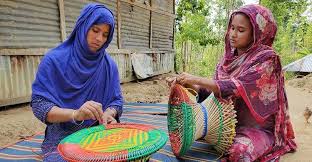 নারীর ঘামে চলছে সংসার