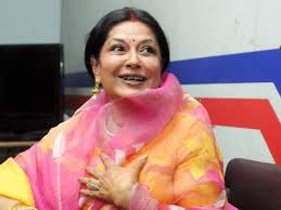 অল্প বয়সে বিয়ে-সন্তান, তবুও তিনি হয়ে ওঠেন শীর্ষ