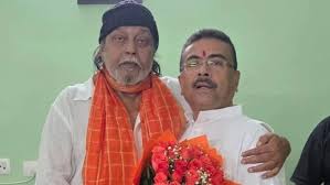 উল্টো অভিনেতার বাড়িতে হাজির মুখ্যমন্ত্রী