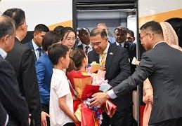 বেইজিং পৌঁছালেন প্রধানমন্ত্রী তারেক রহমান