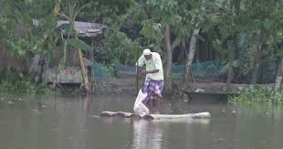 দুর্গম জনপদে ৯৩ বছরের বৃদ্ধ কাশেম আলীর আলোহীন জীবন
