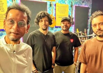 দীর্ঘ বিরতির পর ফিরছে অর্থহীন