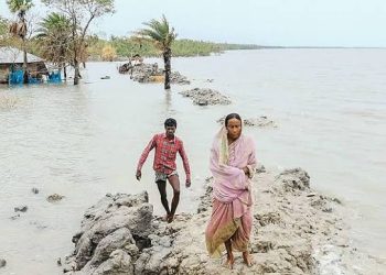 দুর্যোগের দুর্ভোগে শীর্ষে বাংলাদেশ
